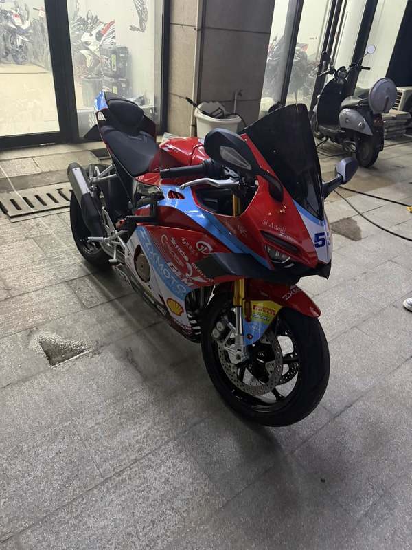 二手张雪机车500RR