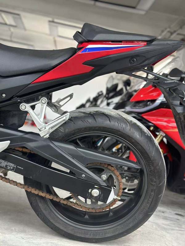 二手本田CBR400R