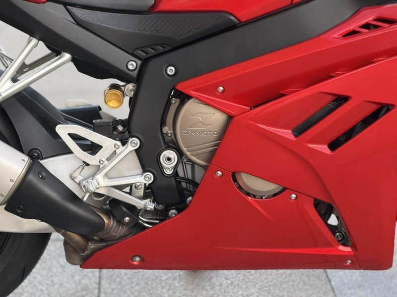 二手张雪机车820RR