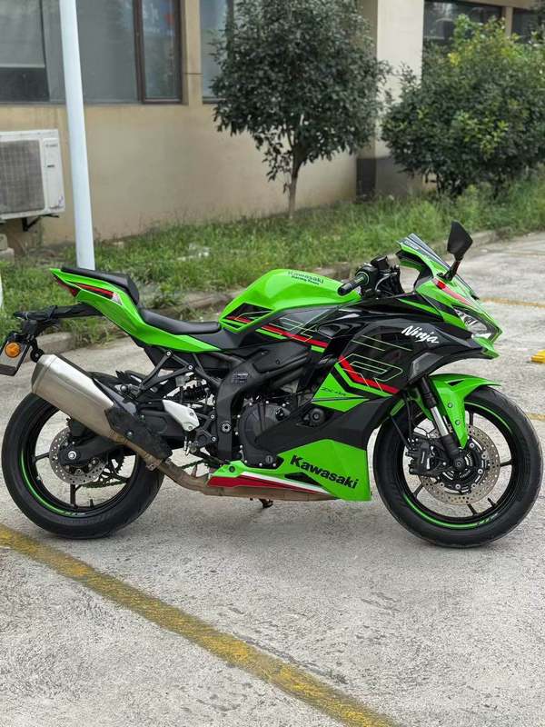 二手川崎ZX-4R