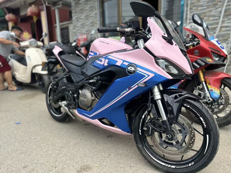 二手QJMOTOR赛250