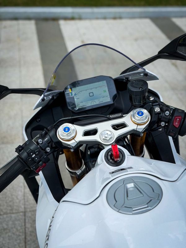 二手张雪机车500RR