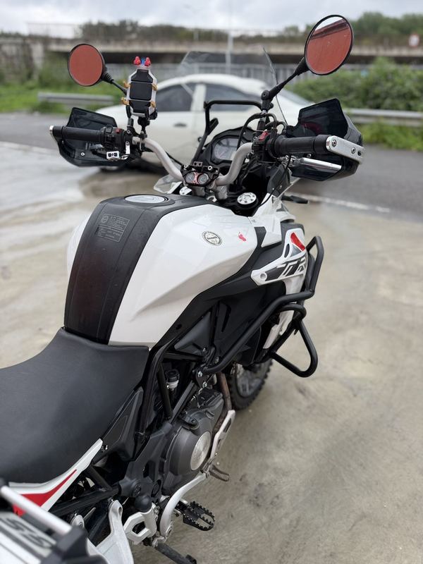 二手贝纳利金鹏 TRK502