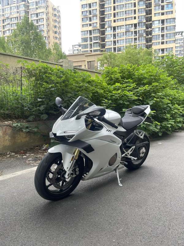 二手张雪机车500RR