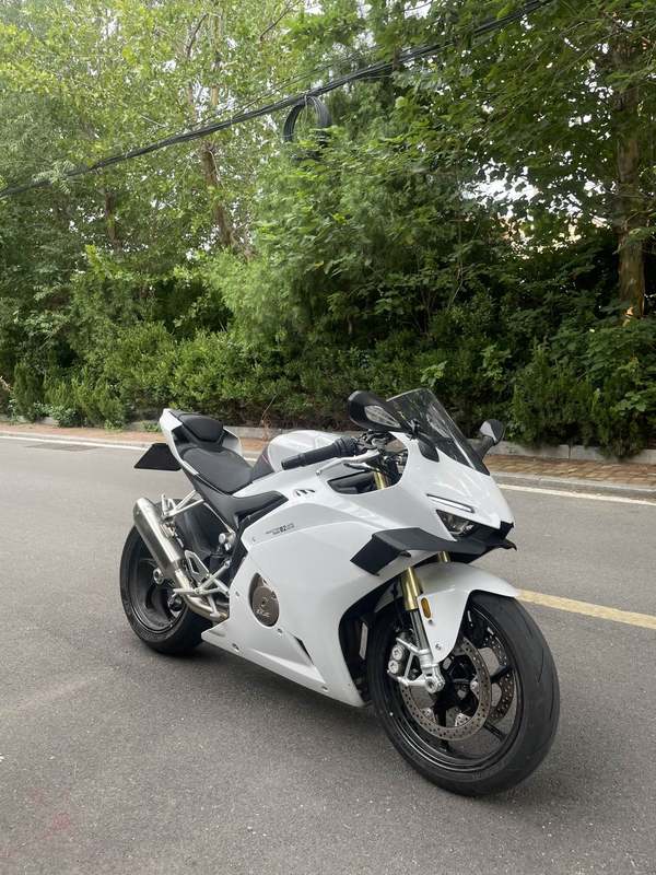二手张雪机车500RR