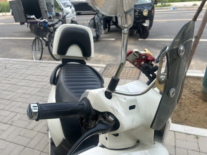 二手新大洲本田NS125LA
