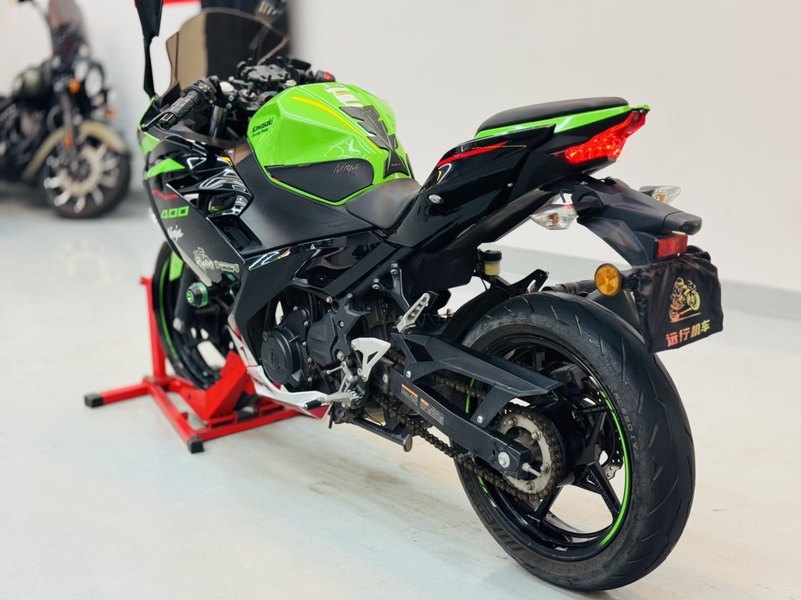 二手川崎Ninja 400