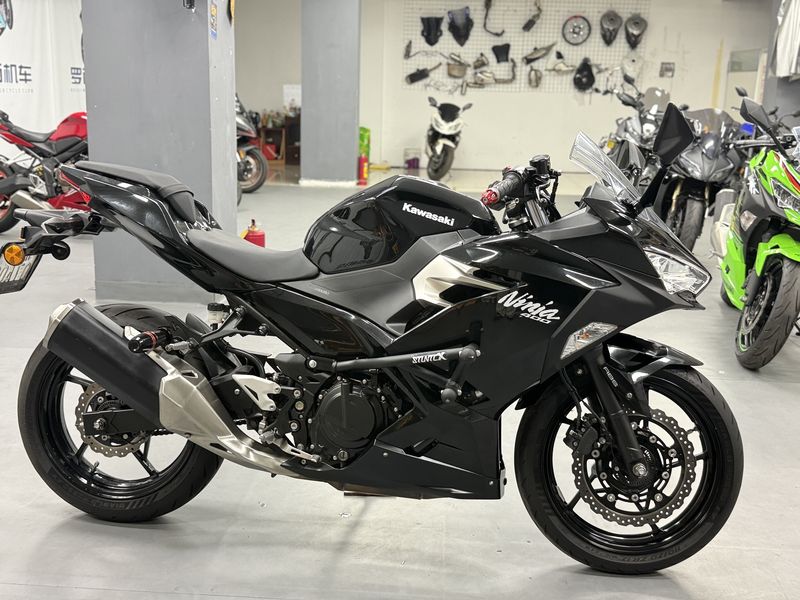 二手川崎Ninja 400