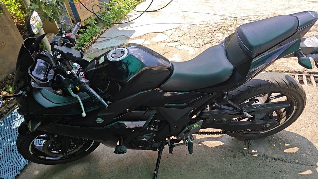 二手豪爵铃木GSX250R