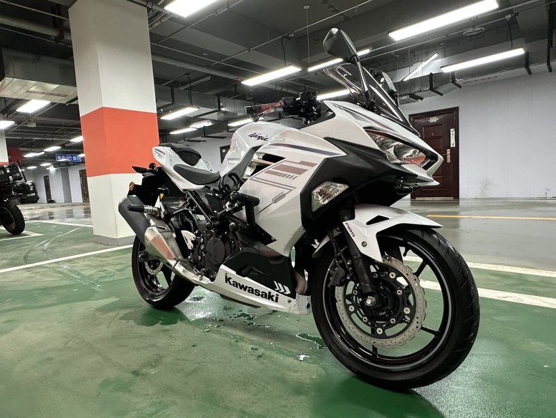 二手川崎Ninja 400