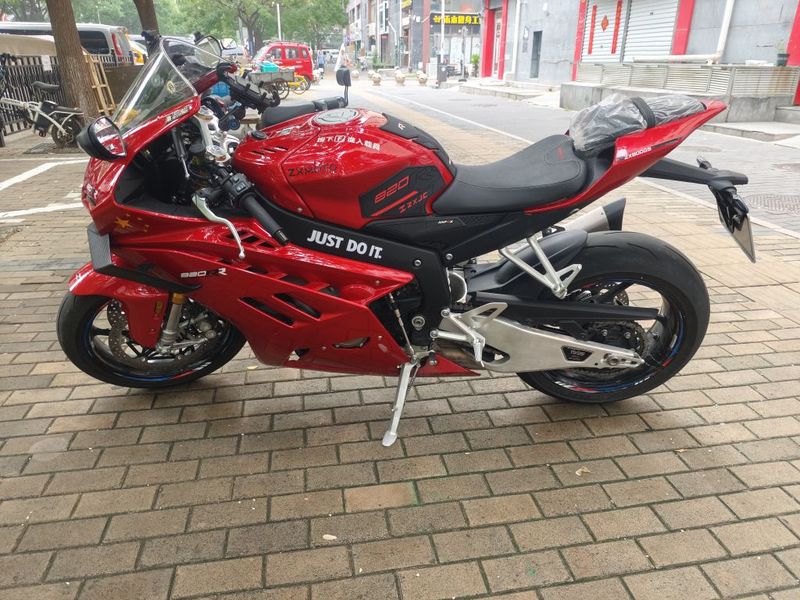 二手张雪机车820RR