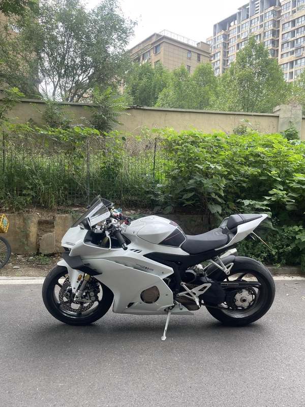 二手张雪机车500RR