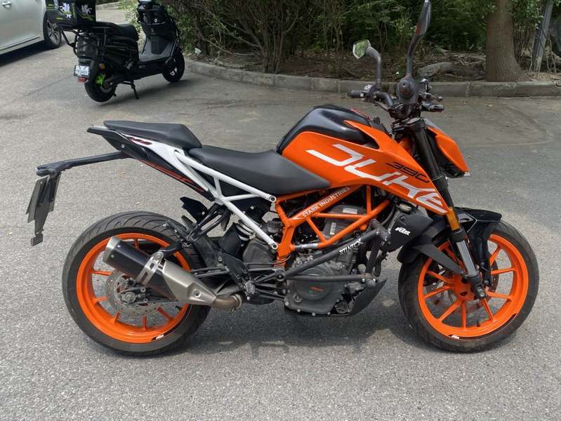 二手KTMR2R390 Duke