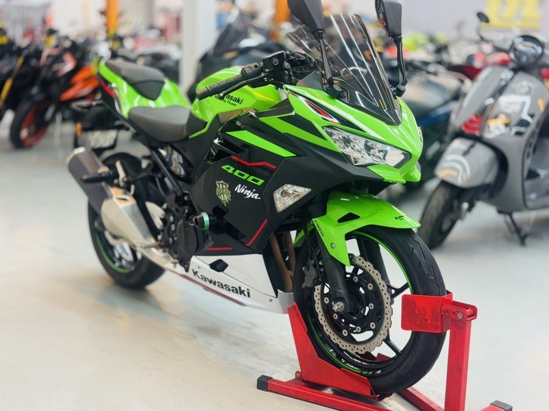 二手川崎Ninja 400