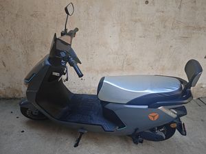二手雅迪冠能 T35