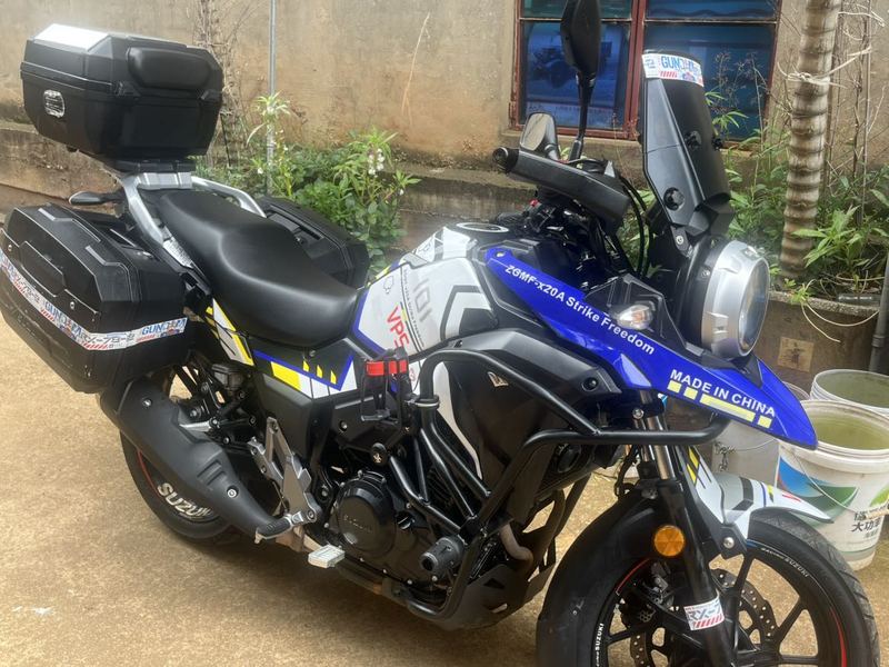 二手豪爵铃木DL250