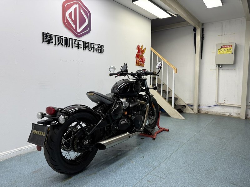 二手凯旋Bonneville Bobber