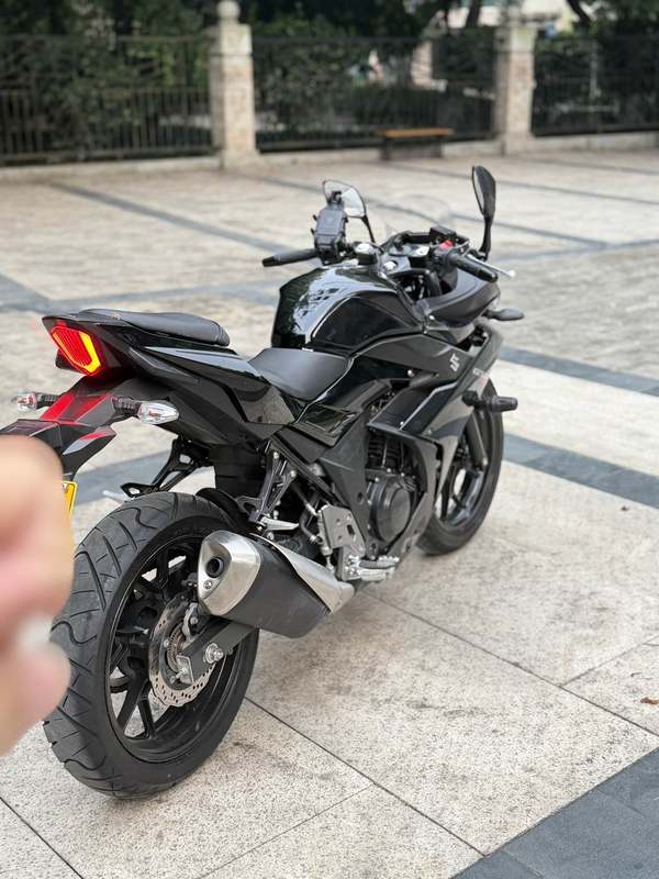 二手豪爵铃木GSX250R
