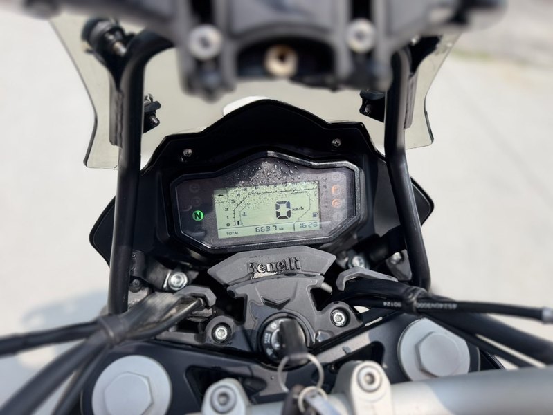 二手贝纳利金鹏 TRK251