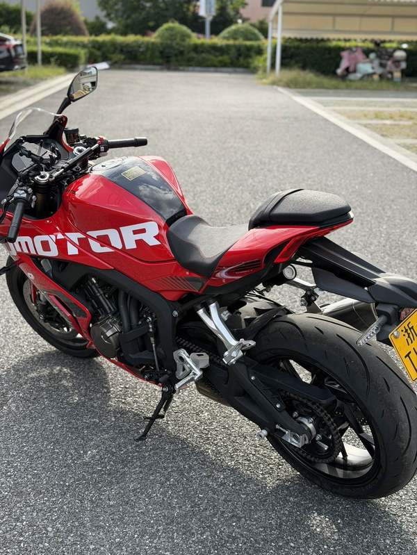 二手QJMOTOR赛800