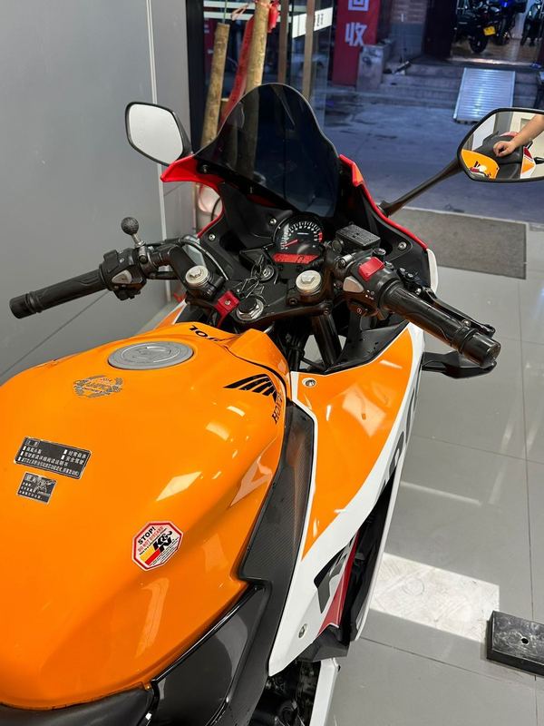 二手本田CBR300R