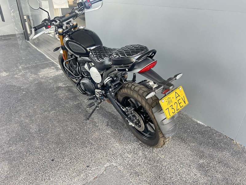 二手凯旋Scrambler 400 X