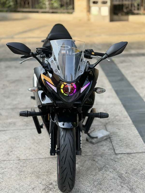 二手豪爵铃木GSX250R