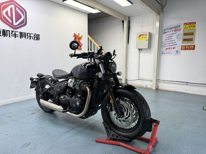 二手凯旋Bonneville Bobber