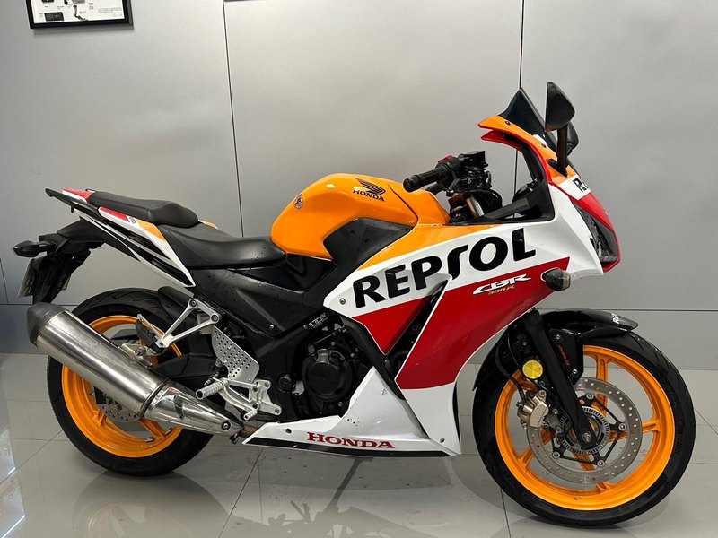 二手本田CBR300R
