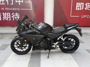 二手本田CBR400R