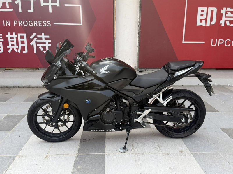 二手本田CBR400R