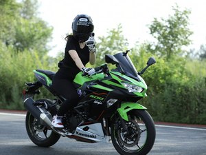 二手川崎Ninja 400