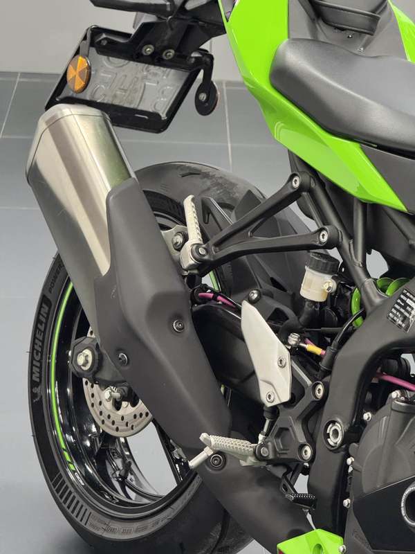 二手川崎ZX-4R