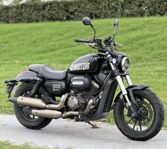 二手QJMOTOR闪300