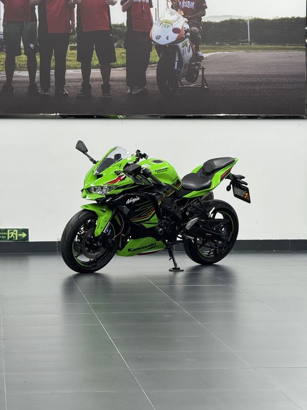 二手川崎ZX-4R