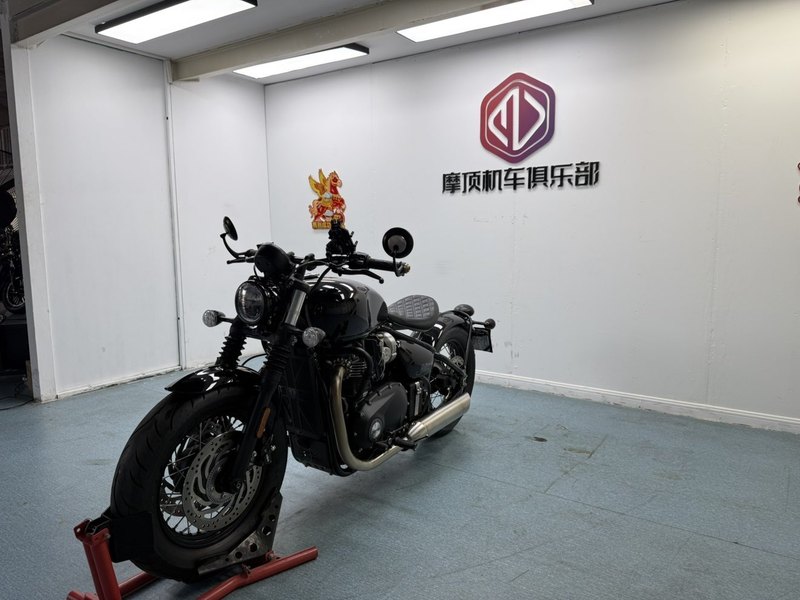 二手凯旋Bonneville Bobber
