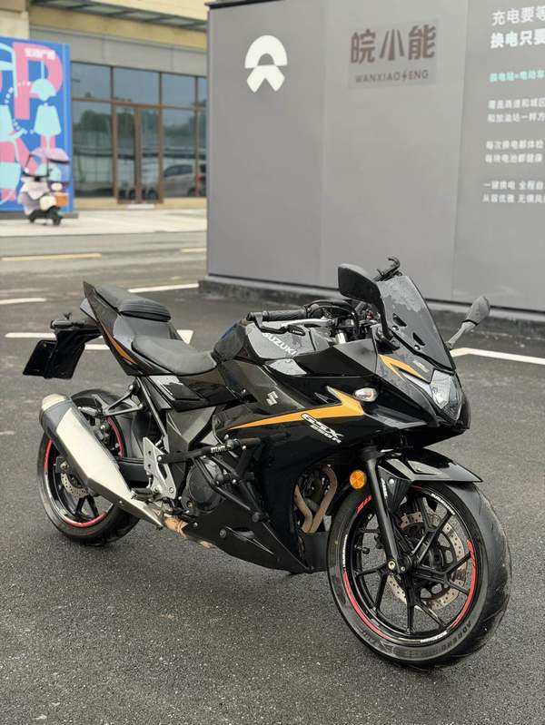 二手豪爵铃木GSX250R