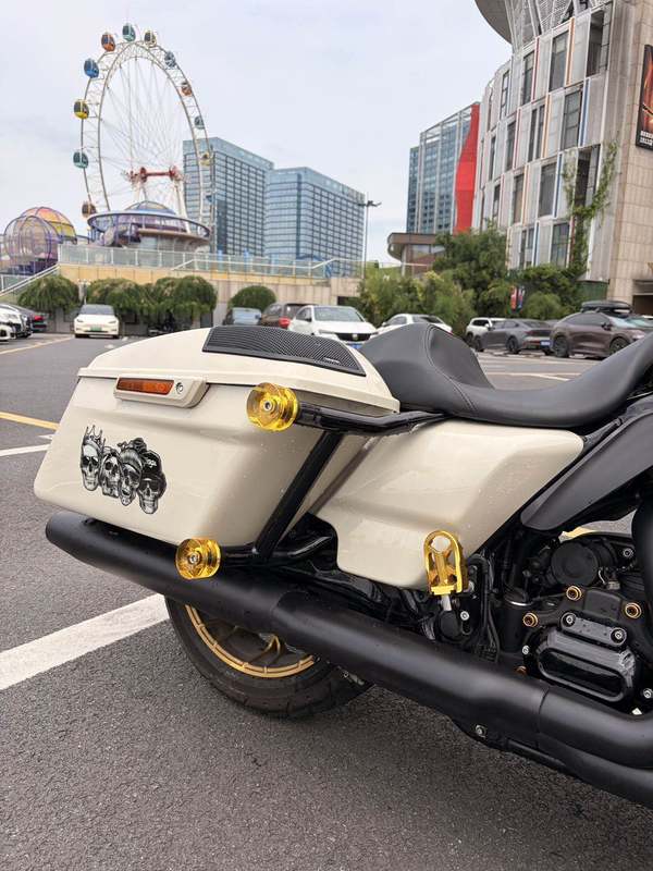 二手哈雷戴维森公路滑翔 Road Glide