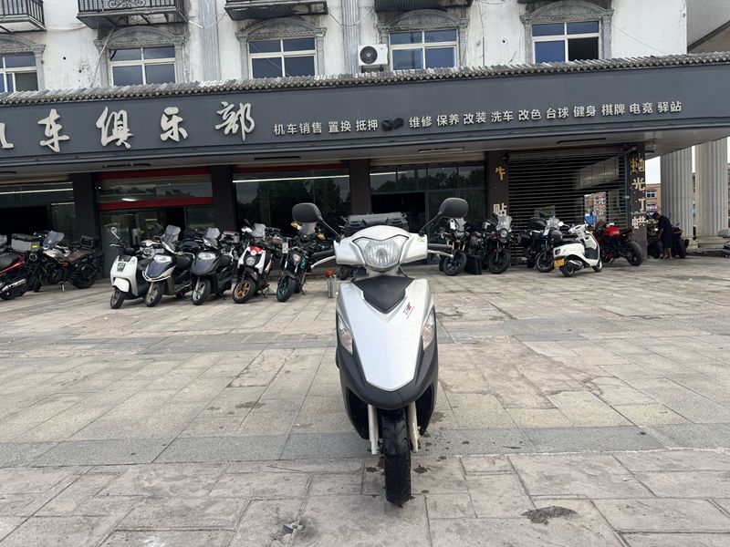二手豪爵VF100