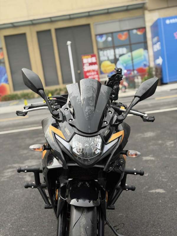 二手豪爵铃木GSX250R