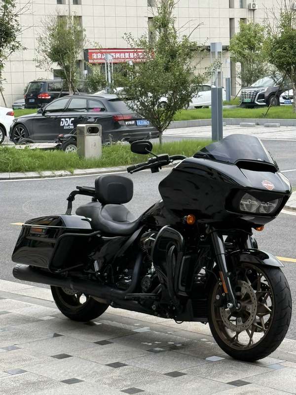 二手哈雷戴维森公路滑翔 Road Glide