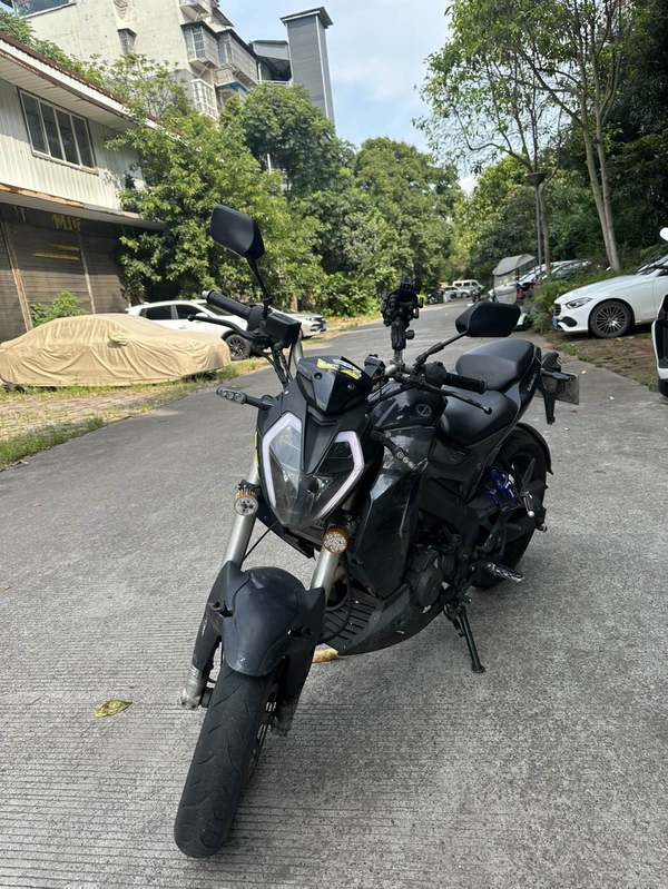 二手贝纳利小迅龙 BN150S