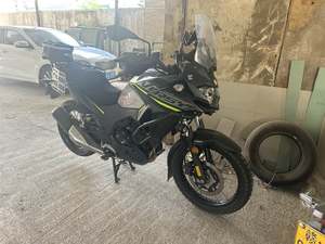 二手川崎Versys-X 300 