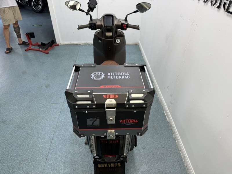二手维多利亚Sixties 250Si
