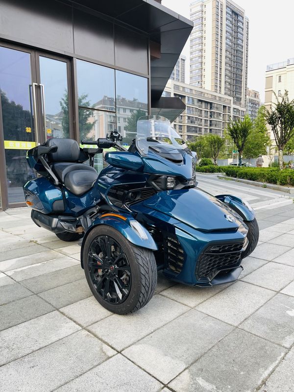 二手庞巴迪Spyder F3 