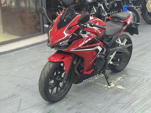 二手本田CBR400R