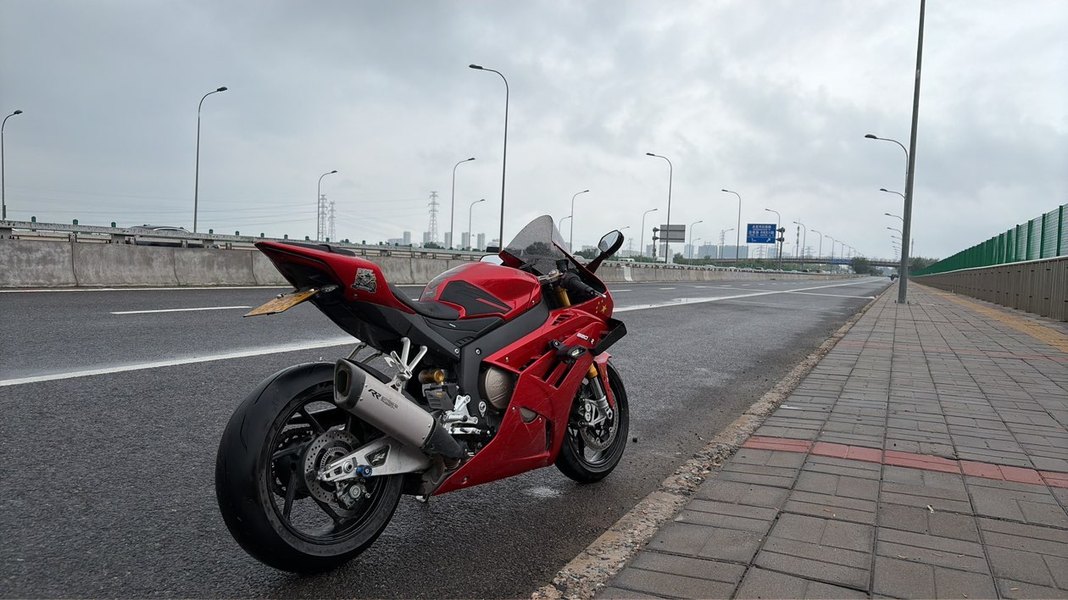 二手张雪机车820RR