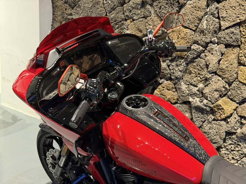 二手哈雷戴维森公路滑翔 Road Glide