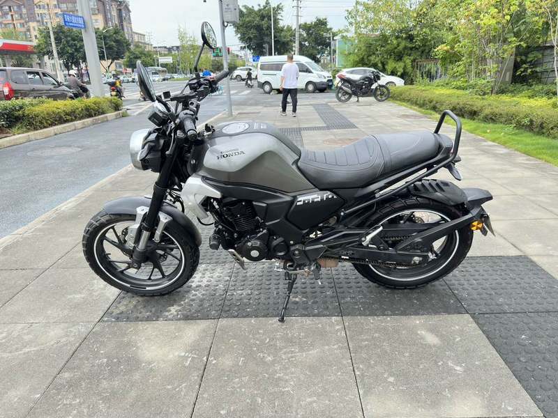 二手新大洲本田CBF190TR