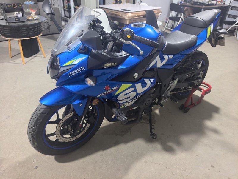 二手豪爵铃木GSX250R
